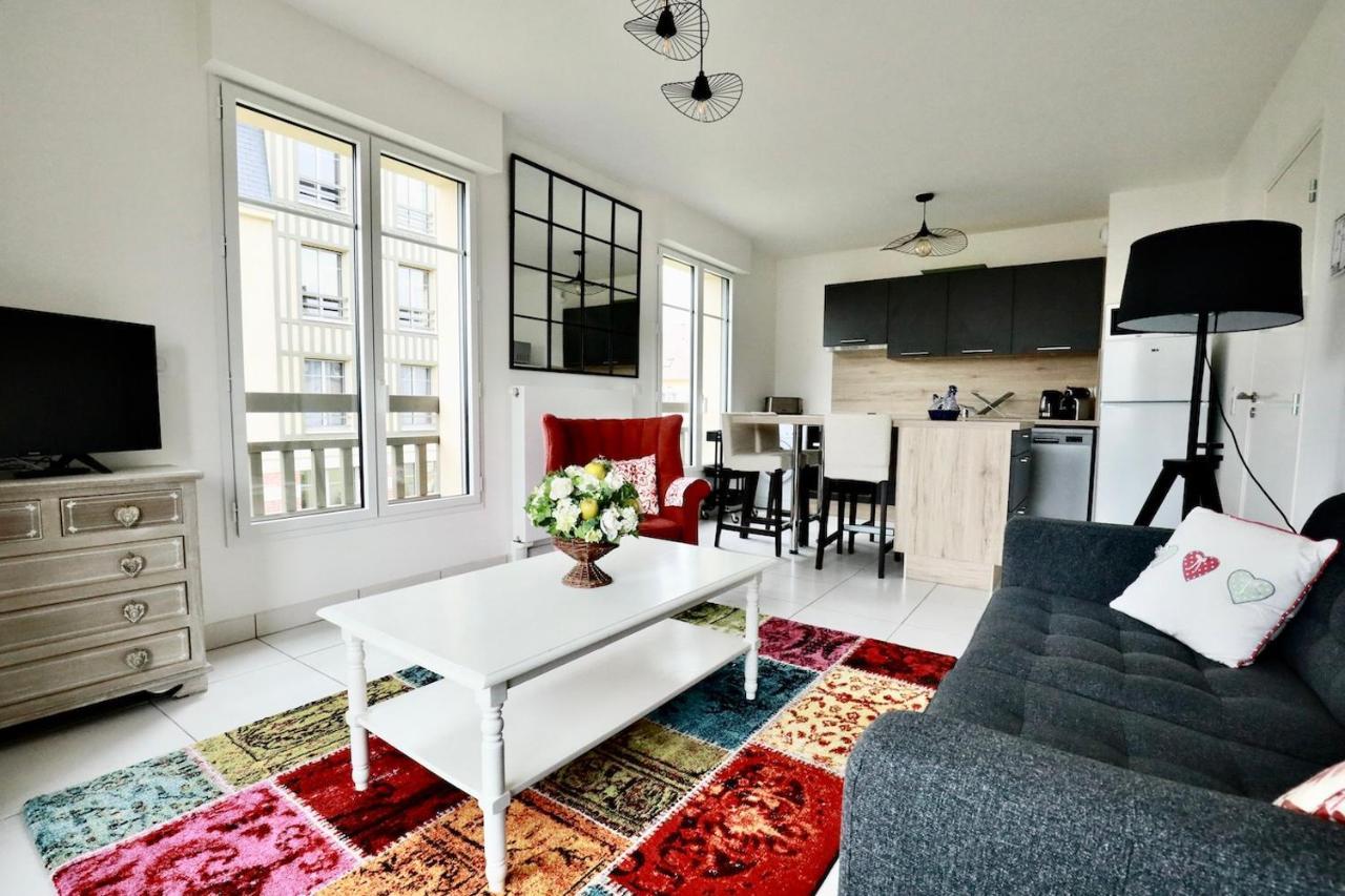 Appartement Des Arts 도빌 외부 사진